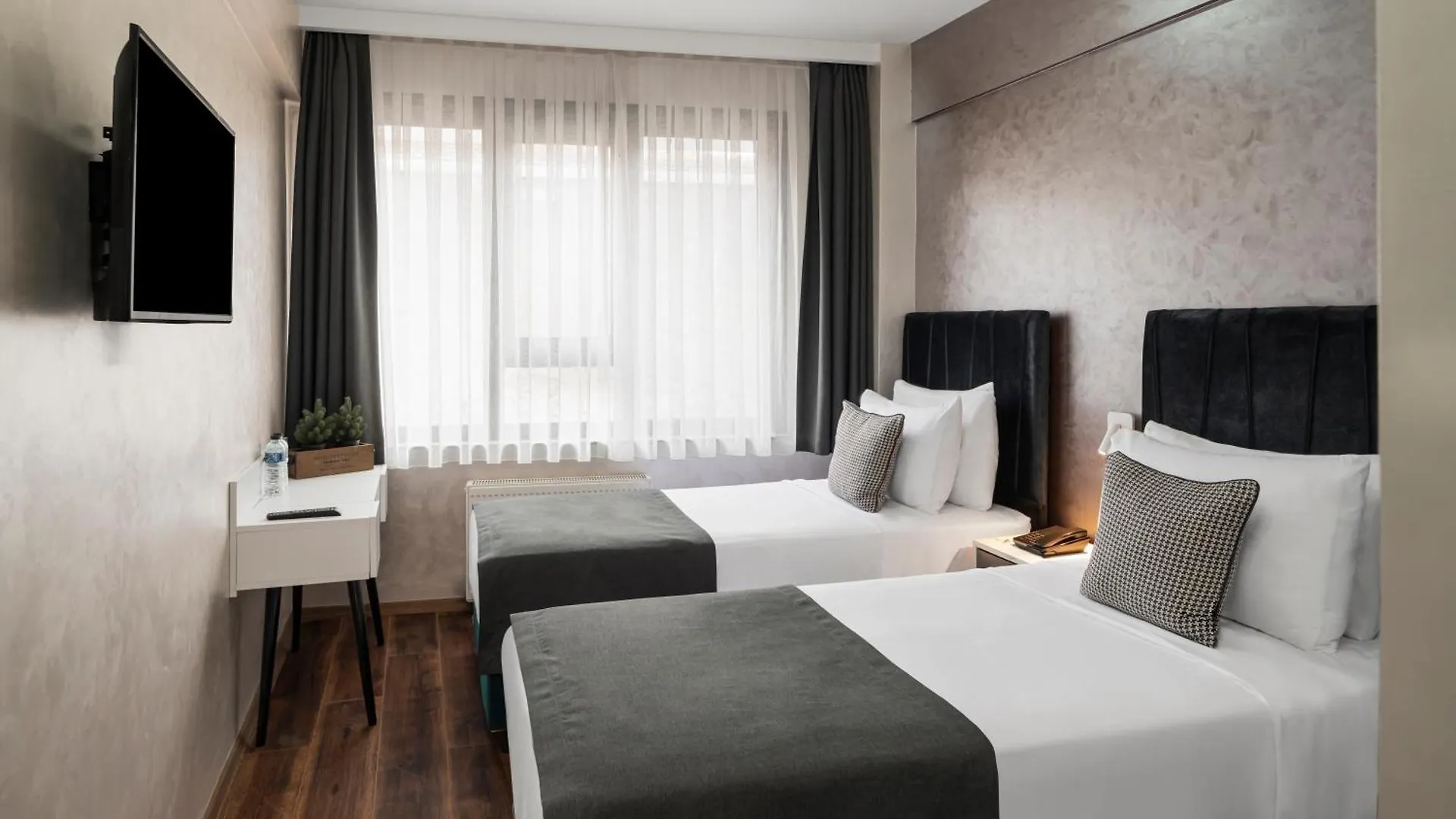 Istanbul Efes Hotel 0*,  Turchia