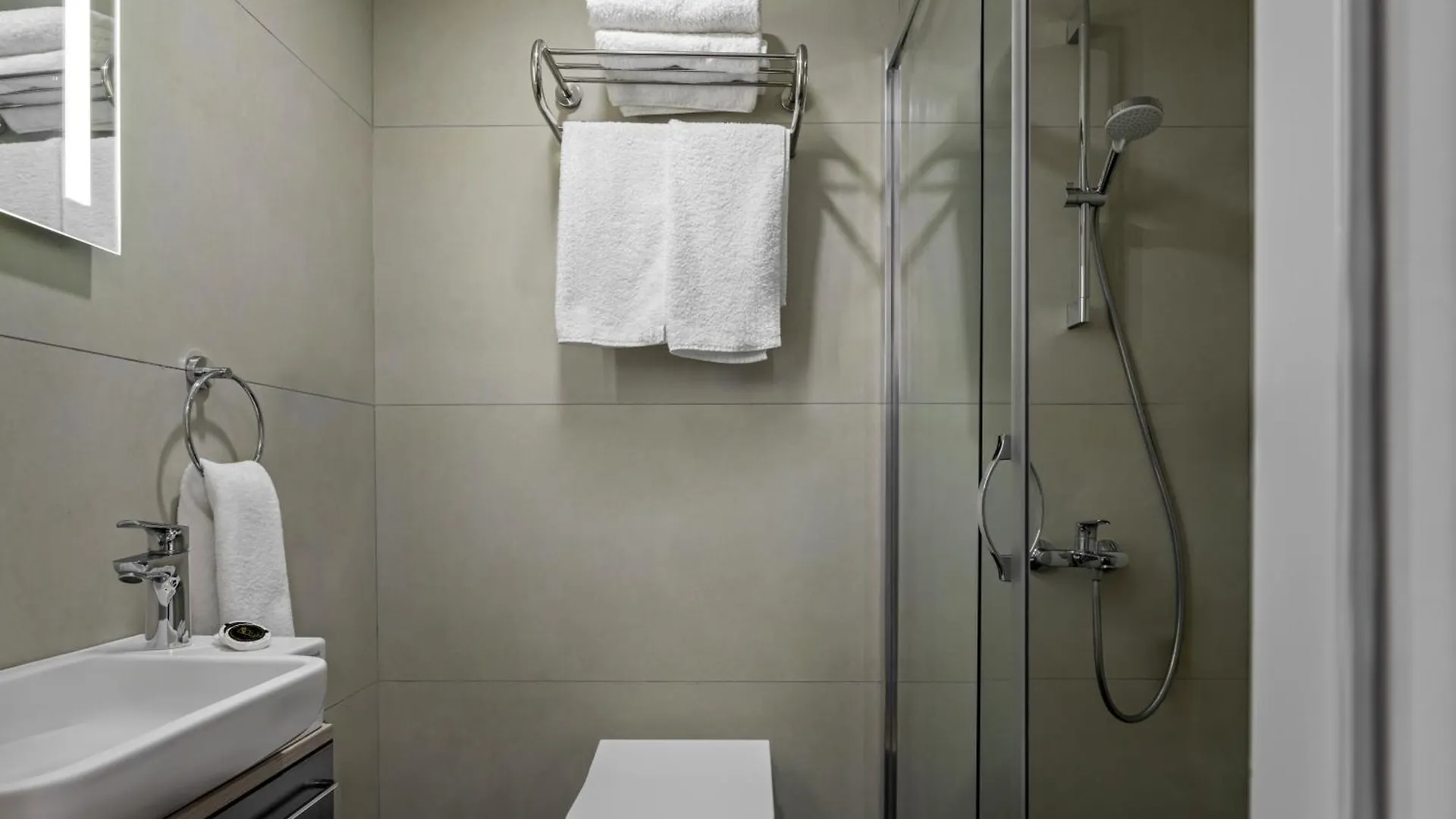 Istanbul Efes Hotel 0*,