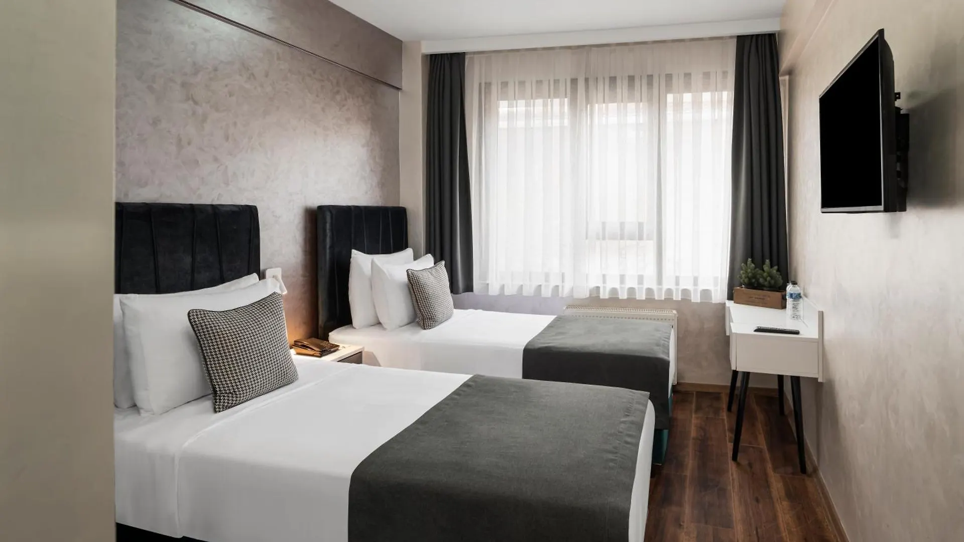 Istanbul Efes Hotel