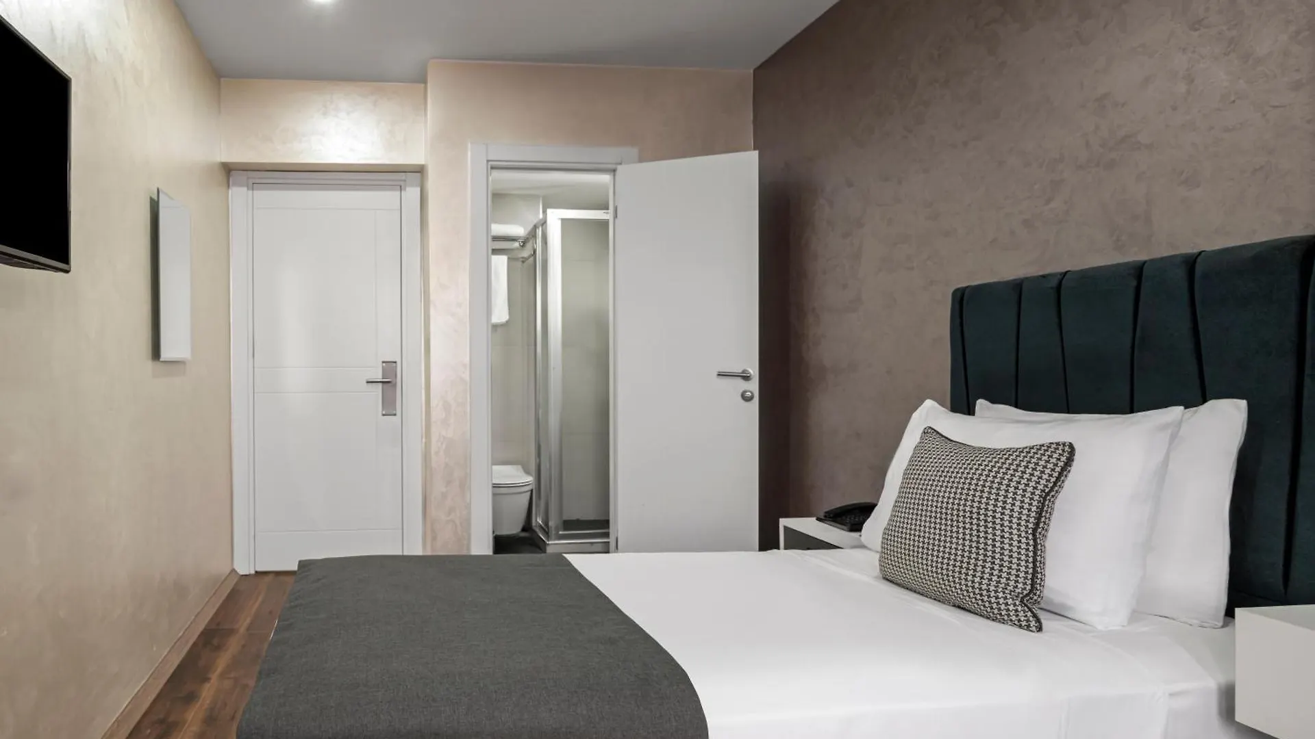 Istanbul Efes Hotel 0*,
