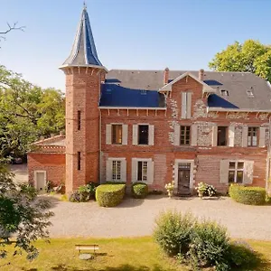 chambres-dhotes-domaine-du-buc.midi-pyreneeshotels.com/