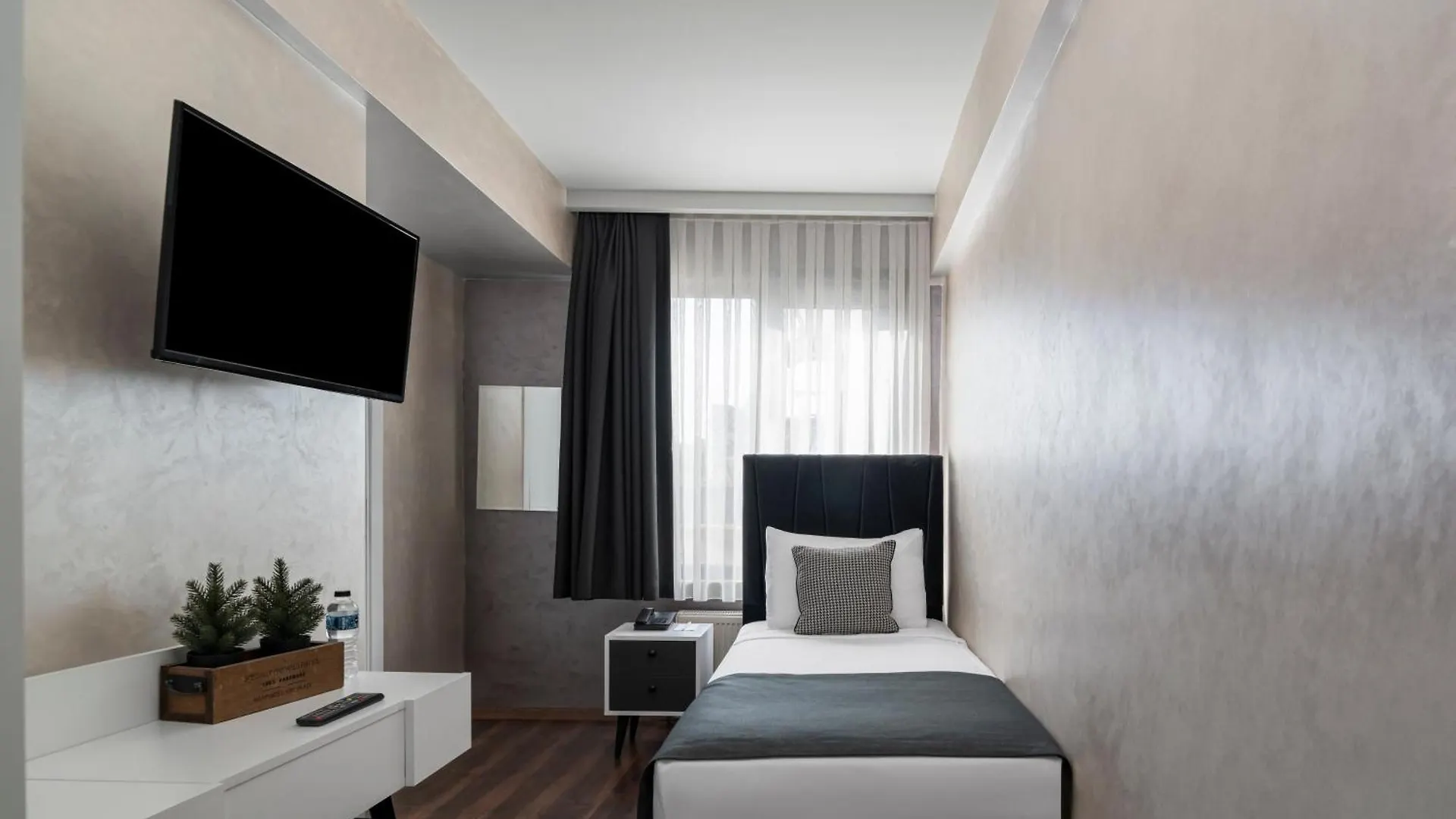 Istanbul Efes Hotel